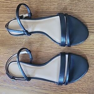 Talbots Capri black sandals